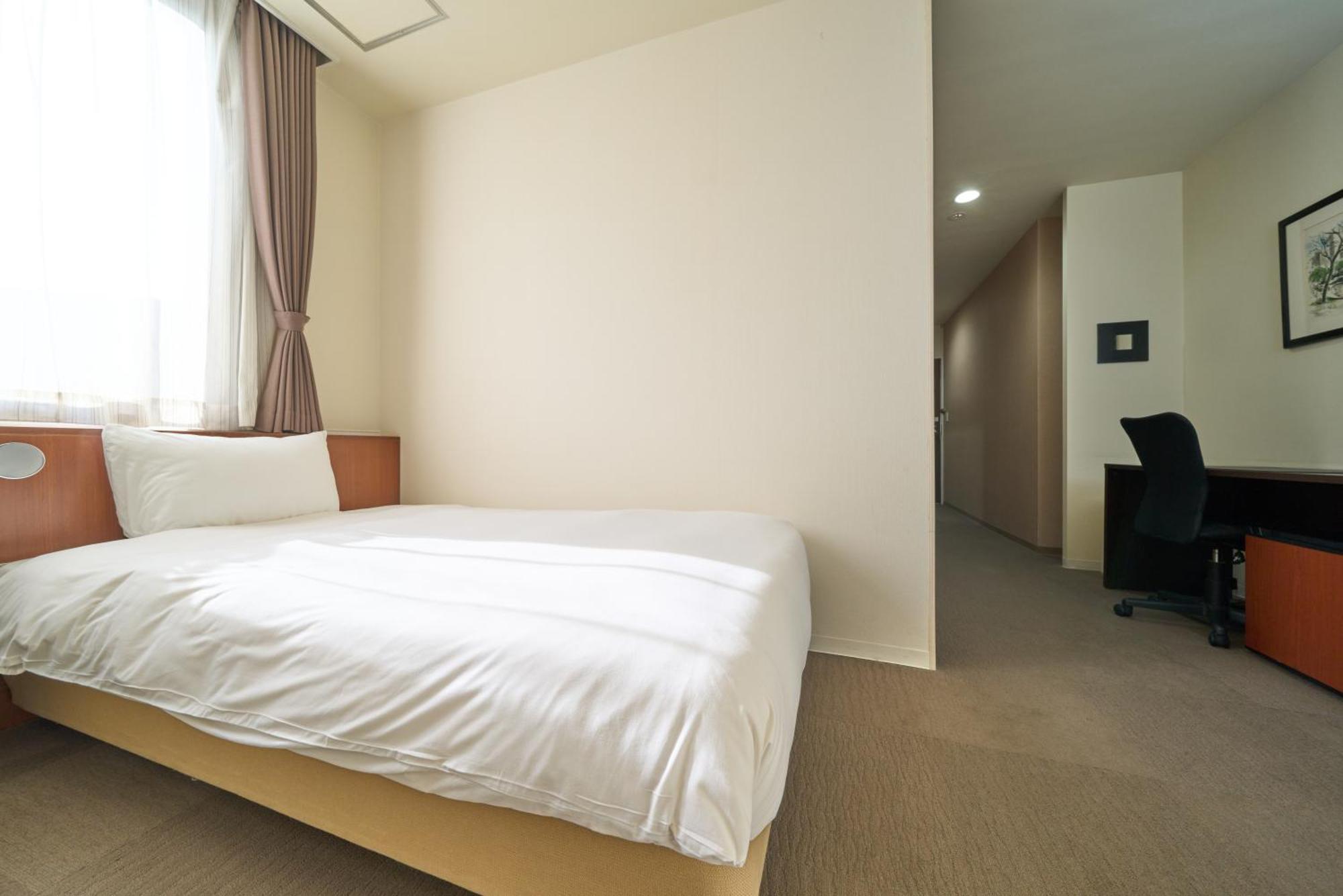 Hotel Tohkai Acugi Kültér fotó